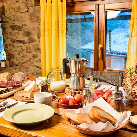 Hostel Refugi Rural Vall De Siarb *