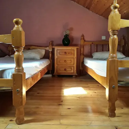 Hostel Refugi Rural Vall De Siarb *